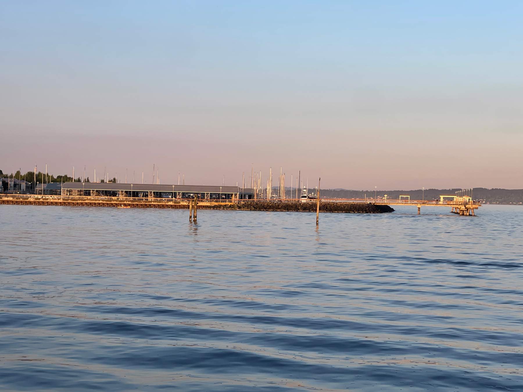 Edmonds-marina-on-puget-sound